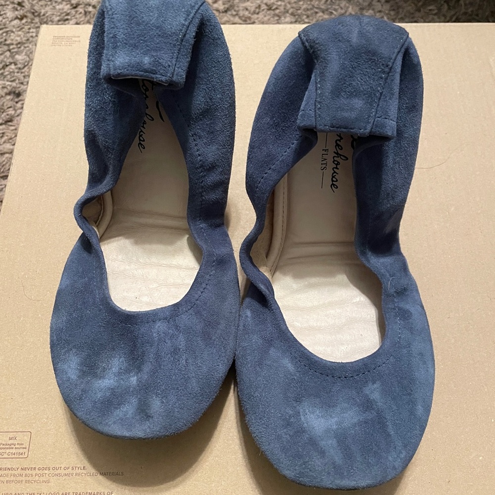 Ballet flats